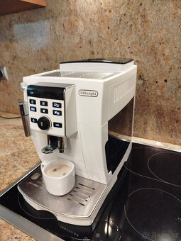 Automatický kávovar DeLonghi Magnifica S ECAM 13.123.W - 3