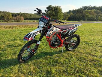 Pitbike Killer PRO 300cc H2O 21/18 červená - 3