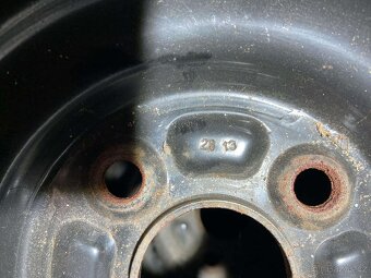 Disky se zimními pneu 195/60 R15 - 3