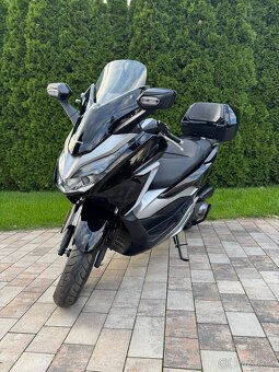 Honda Forza 300 - 3