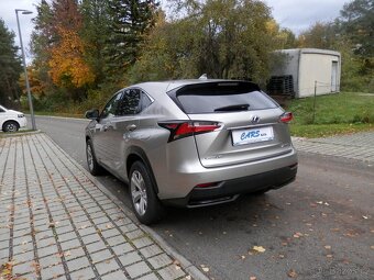 Lexus NX300h 2.5i 4WD, Panorama, DPH - 3