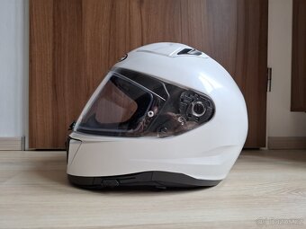 Přilba HJC i70 – super stav, lesklá bílá, vel. M - 3