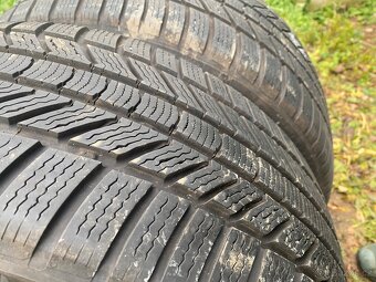 Zimní pneu 235/45/R18 Continentál 2ks - 3