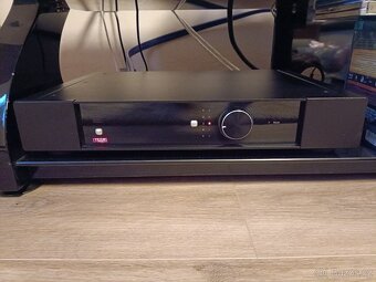 Rega Elex R  integrovaný zesilovač - 3