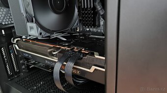 XFX RX6750XT 12GB DDR6 - 3