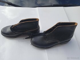 Staré pracovní boty - 3