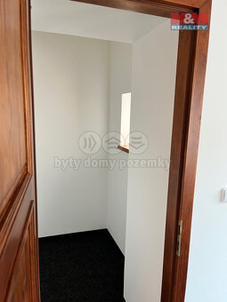 Pronájem kancelářského prostoru, 40 m², Louny, ul. Mírové n. - 3