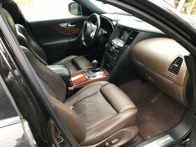Infinity FX50 AWD 287kW - Náhradní díly - 3