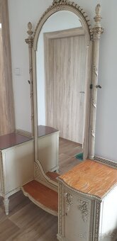 Starý nábytek LUDVÍK XIV - 3
