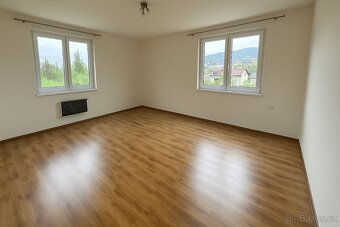 Pronájem bytu 2+kk 64 m2 po rekonstrukci v Dolní Dobrouči - 3