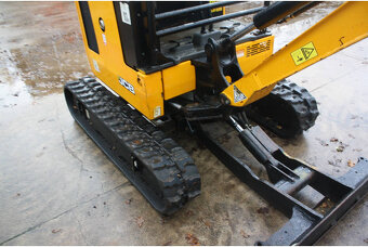 Minirypadlo JCB 18Z-1 - 3
