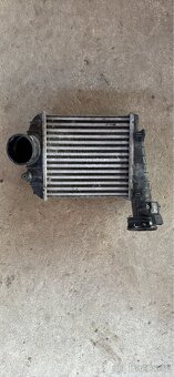 Prodám intercooler se snímačem tlaku, passat b5 - 3