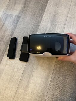VR one plus brýle Zeiss - 3