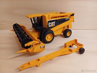 Bruder CAT Lexion - 3