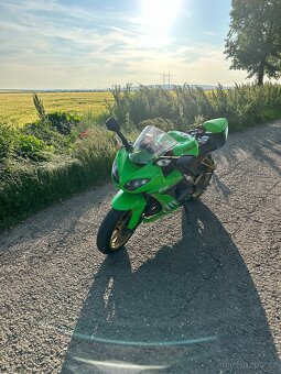 Kawasaki ninja ZX10R - 3