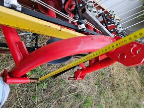 Shrnovač a obraceč sena za malotraktor - 3
