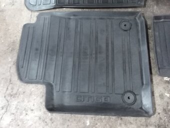 Škoda CITIGO originál sada gumových koberečků originální - 3