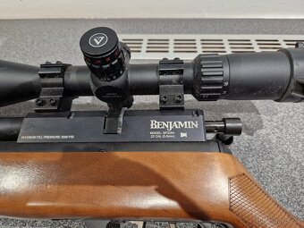 Vzduchovka Crosman Benjamin Marauder dřevo - 3