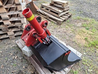 Pásový minibagr  - naklápěcí svahovka - 3