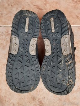 Celoroční nepromokavé boty Viking 33 (typ Cascade nízké) - 3