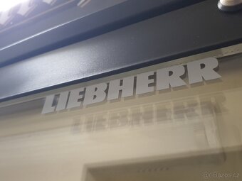LIEBHERR GASTRO velká prosklená lednice-restaurace - 3