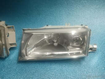 Škoda Octavia 1 fl přední světla - 3