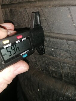 Goodyear 205/55R16 91V - 3