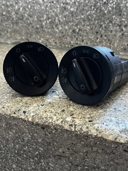 Vypínače světel Octavia 1 / VW - 3