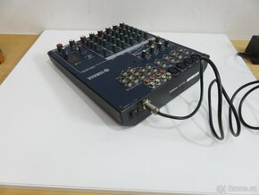 Mixážní pult Yamaha MG 102C - 3