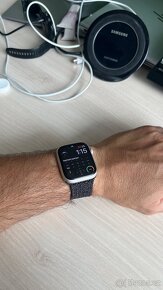 Apple Watch Series 8 - 3