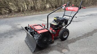 Multistroj  Hecht 8616 SE (kartáč, shrnovač, sněhová fréza) - 3
