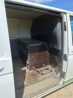 Skříň na nářadí a dílenský ponk VW T5 - 3