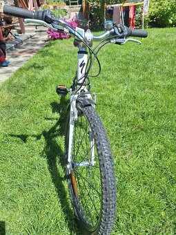 Specialized dívčí kolo Hotrock 24 - 3