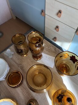 sklo hnede se zlatym porcelan - 3