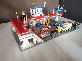 LEGO 6395 Victory Lap Raceway - 3