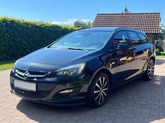 Opel Astra 1.4 T Serviska Tempomat 1. Majitel - 3