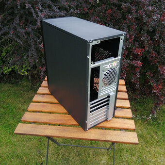 ATX počítačová skříň, PC case - 3