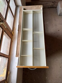 Prodam supliky z lekarenske skrine - 3