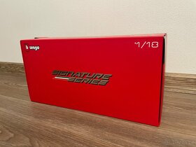 Bburago 1:18 FERRARI SF90 STRADALE SIGNATURE SERIES - 3