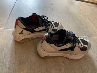 Tenisky Nike Air Jordan vel 39 - 3
