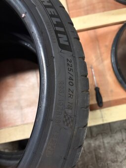Michelin pilot sport 4 225/40 R18 - 3