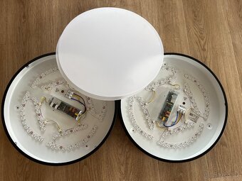 LED osvetleni 40C RC cerne - 3