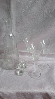 Secesní sklo karafa a sklenky - 3