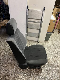 Sedačka řidiče BMW E30, touring - 3