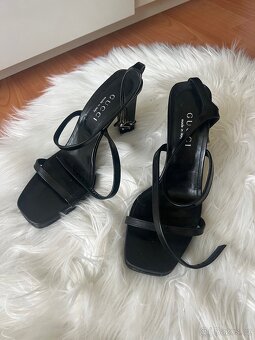 GUCCI ORIGINÁL SPOLEČENSKÉ BOTY NA KLÍNKU NA PODPATKU VEL.37 - 3