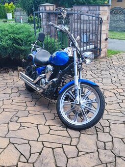 Kawasaki VN900 - 3