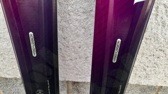 Kvalitní carvingové lyže Völkl 158 cm - 3