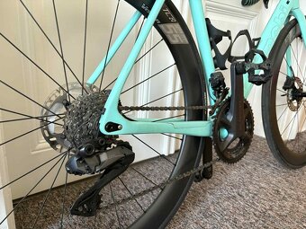 Bianchi Specialissima Disc Ultegra Di2 12sp vel.57 - 3
