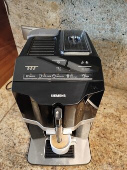 Automatický kávovar SIEMENS EQ 3 S100 - 3