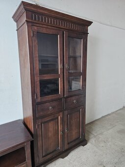 Masivní obývací stěna PFISTER - 3